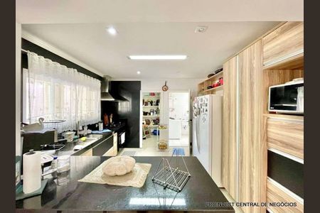 27_photo/94cf00f5bf.3c20d05746a6d1b7-ATLAS-ce6af00d-7392-483a-be14-ac43664f37a4.jpg de casa para alugar com 4 quartos, 287m² em Granja Santa Maria, Carapicuíba