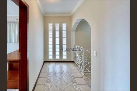 11_photo/94cf00f72b.2832257cbb3df2c4-ATLAS-035f41d5-b062-45cd-8b08-88993965fab4.jpg de casa à venda com 4 quartos, 357m² em Terras do Madeira, Carapicuíba