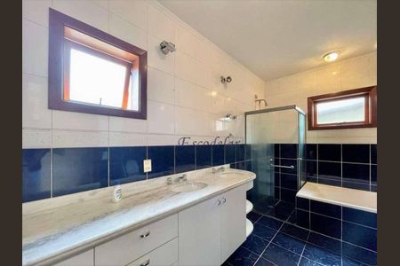 4_photo/94cf00f72b.2832257cbb3df2c4-ATLAS-47071e62-b171-4f2b-868a-072fe389dfaf.jpg de casa à venda com 4 quartos, 357m² em Terras do Madeira, Carapicuíba