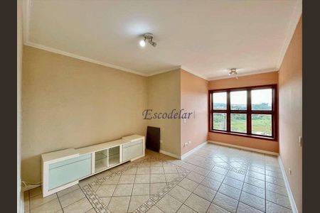 2_photo/94cf00f72b.2832257cbb3df2c4-ATLAS-a8d36963-d8f3-4ddc-8613-b59fef94d3e2.jpg de casa à venda com 4 quartos, 357m² em Terras do Madeira, Carapicuíba