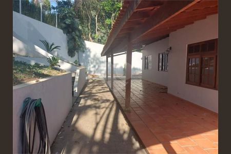 3_photo/94cf00f7d9.e5c1dbf3952ec410-ATLAS-70a7c1eb-c167-4b94-93a5-025558351fbf.jpg de casa para alugar com 4 quartos, 260m² em Chacara Santa Lucia, Carapicuíba