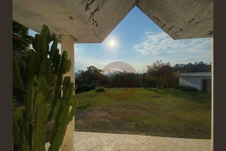 6_photo/94cf00f7db.98a2f1197ddc2320-ATLAS-615d3d13-e98c-4595-abea-cc2015d1a35f.jpg de casa à venda com 5 quartos, 740m² em Chácara dos Junqueiras, Carapicuíba