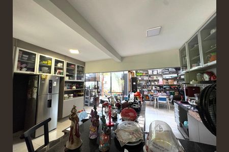 2_photo/94cf00f827.5b63f18bcccc212e-ATLAS-41cabc13-79af-487c-a1ce-04e2dfef9d48.jpg de casa de condomínio à venda com 3 quartos, 150m² em Chácara dos Junqueiras, Carapicuíba