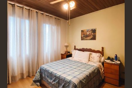 11_photo/94cf00f8c3.badfd497b63a3b5d-ATLAS-421c79ab-38fe-4583-b1a1-9e1d37f3a3d9.jpg de casa à venda com 3 quartos, 283m² em Chácara dos Junqueiras, Carapicuíba