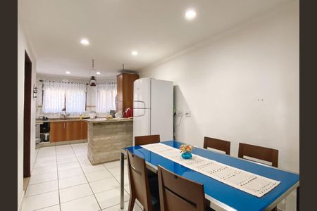 9_photo/94cf00f8c3.badfd497b63a3b5d-ATLAS-6a06d38b-d155-41a3-b296-5ee3fae5bee5.jpg de casa à venda com 3 quartos, 283m² em Chácara dos Junqueiras, Carapicuíba