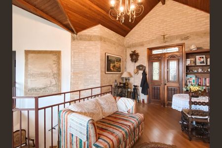 12_photo/94cf00f8c3.badfd497b63a3b5d-ATLAS-73b2ae1e-7737-4d20-bf21-d46e1c953e07.jpg de casa à venda com 3 quartos, 283m² em Chácara dos Junqueiras, Carapicuíba