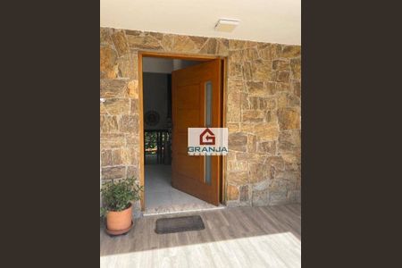 6_photo/94cf00f8e1.adbb37f92a381176-ATLAS-334da2ed-b388-4815-9a4b-e1d86e3b576e.jpg de casa à venda com 4 quartos, 300m² em Chácara dos Junqueiras, Carapicuíba