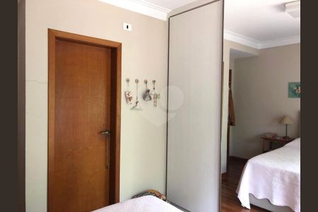 7_photo/94cf00f8e3.3a4c03695496dcd9-ATLAS-366ba194-b88b-44e7-8b1c-db117bc5f778.jpg de casa à venda com 3 quartos, 225m² em Chácara dos Junqueiras, Carapicuíba