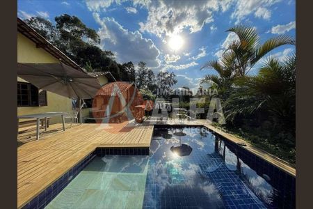 29_photo/94cf00f8e3.3a4c03695496dcd9-ATLAS-37575018-67df-4698-ab13-0fc6d418e13c.jpg de casa à venda com 4 quartos, 220m² em Chácara dos Junqueiras, Carapicuíba