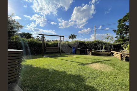 11_photo/94cf00f8e3.3a4c03695496dcd9-ATLAS-6e1ed811-d31e-4f1d-a0a0-3702e4c3f113.jpg de casa à venda com 4 quartos, 591m² em Chácara dos Junqueiras, Carapicuíba