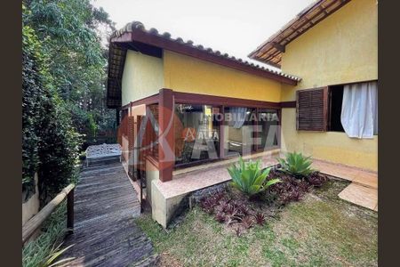 12_photo/94cf00f8e3.3a4c03695496dcd9-ATLAS-c989e097-997f-46ef-8ef6-23eaa88c0730.jpg de casa à venda com 4 quartos, 220m² em Chácara dos Junqueiras, Carapicuíba