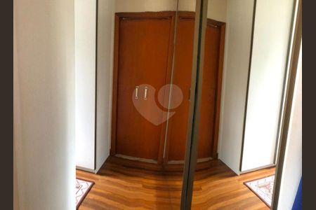 8_photo/94cf00f8e3.3a4c03695496dcd9-ATLAS-e26ca0de-8f04-4805-9a6a-84da8d941079.jpg de casa à venda com 3 quartos, 225m² em Chácara dos Junqueiras, Carapicuíba