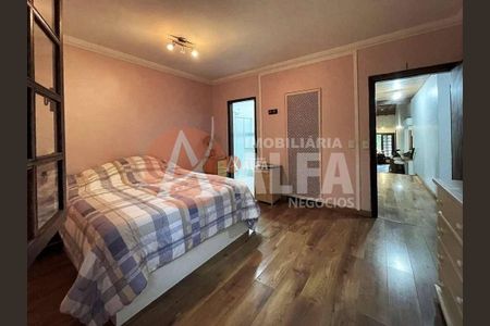 16_photo/94cf00f8e3.3a4c03695496dcd9-ATLAS-eb98dc2b-4326-4ebd-8259-34fa611bd91f.jpg de casa à venda com 4 quartos, 220m² em Chácara dos Junqueiras, Carapicuíba