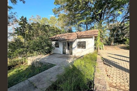 10_photo/94cf00f91f.5fb914e739453623-ATLAS-69d8d739-871e-45d6-9b26-e9328571fc29.jpg de casa à venda com 3 quartos, 434m² em Chácara dos Junqueiras, Carapicuíba