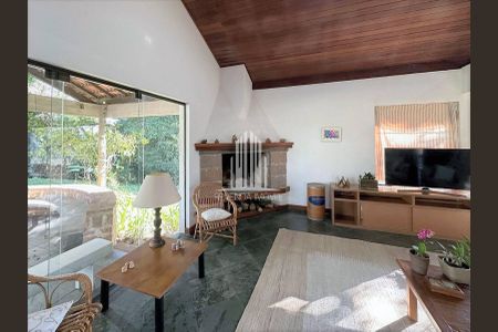 9_photo/94cf00f91f.b511567ad486ce51-ATLAS-b92a6e4d-efef-4e76-ba3f-daf8b663c94a.jpg de casa à venda com 3 quartos, 434m² em Chácara dos Junqueiras, Carapicuíba