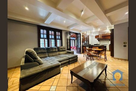 45_photo/94cf00f9a9.ae3d86bef28e162d-ATLAS-519ed3d2-69bc-46bd-81e5-6bd2f73666b2.jpg de casa para alugar com 5 quartos, 1200m² em Chácara dos Junqueiras, Carapicuíba