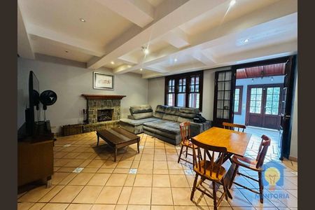 41_photo/94cf00f9a9.ae3d86bef28e162d-ATLAS-519edb85-8e29-477c-aee5-a52af9983395.jpg de casa para alugar com 5 quartos, 1200m² em Chácara dos Junqueiras, Carapicuíba