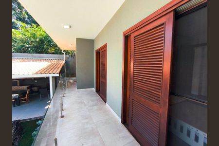 9_photo/94cf00f9af.b2a80c3de4845e72-ATLAS-cf58534e-3ae0-4509-8f79-206177e8c346.jpg de casa de condomínio para alugar com 4 quartos, 235m² em Granja Viana, Carapicuíba