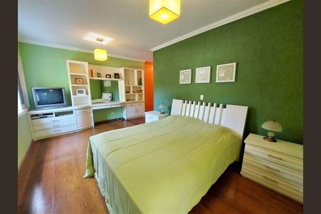 12_photo/94cf00fb85.526b8d0f117d2dc5-ATLAS-66e5008b-7ac8-44c1-8a9d-eef4c6b740c8.jpg de casa de condomínio à venda com 3 quartos, 430m² em Residencial Euroville, Carapicuíba