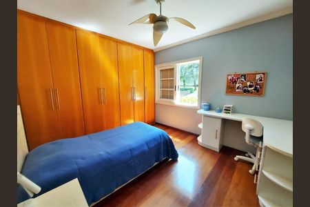 6_photo/94cf00fb85.526b8d0f117d2dc5-ATLAS-7ca92bcb-e4c1-4645-8ba3-4eb7ce300a4c.jpg de casa de condomínio à venda com 3 quartos, 430m² em Residencial Euroville, Carapicuíba