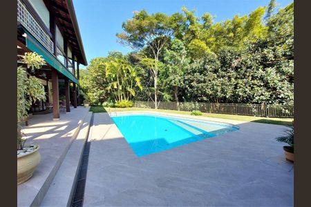 3_photo/94cf00fb85.7d49f92876c4d293-ATLAS-8a3ba20f-be38-4acd-87f8-5ffc65756bd0.jpg de casa de condomínio à venda com 4 quartos, 400m² em Residencial Euroville, Carapicuíba