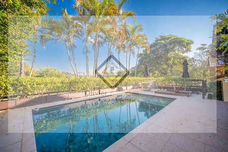 20_photo/94cf00fc5b.2589b1fd00b31c34-ATLAS-caa0d5c4-25cd-477d-b8ba-c3f65a9db6eb.jpg de casa à venda com 4 quartos, 496m² em Residencial Euroville, Carapicuíba