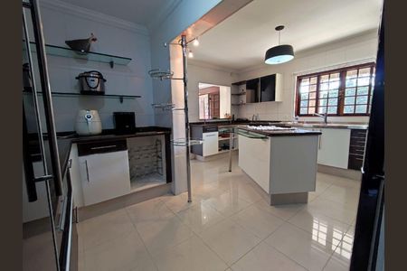 7_photo/94cf00fd09.3714cccd63f8fe2d-ATLAS-6ecb00a2-5173-4f1d-befd-9a4e9f3cfa65.jpg de casa de condomínio à venda com 4 quartos, 268m² em Residencial Euroville, Carapicuíba