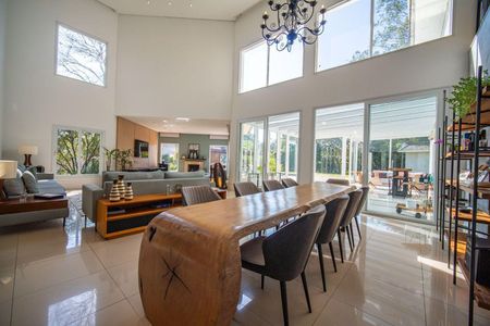 5_photo/94cf00fda9.ceff8192393c33de-ATLAS-37dc27c0-da4f-4fbb-98ff-3d580b4ebc24.jpg de casa de condomínio à venda com 4 quartos, 640m² em Residencial Euroville, Carapicuíba