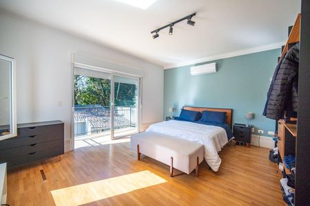 5_photo/94cf00fda9.ceff8192393c33de-ATLAS-caa7061d-7fc5-4bfa-9025-ff714d75cc08.jpg de casa de condomínio à venda com 4 quartos, 640m² em Residencial Euroville, Carapicuíba