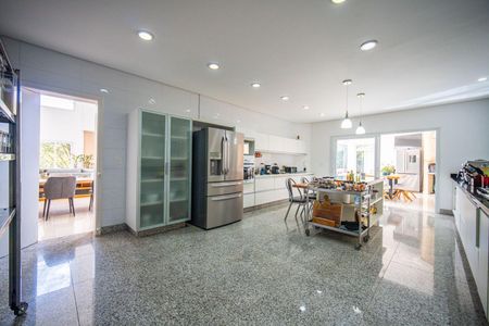 10_photo/94cf00fda9.ceff8192393c33de-ATLAS-ebe5cdd5-a43b-46c0-af06-13f19751bf7a.jpg de casa de condomínio à venda com 4 quartos, 640m² em Residencial Euroville, Carapicuíba