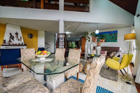 7_photo/94cf00fdab.6b2453e70642c87c-ATLAS-337e7dc9-ff94-48d2-a32f-062be1ddc5a5.jpg de casa de condomínio à venda com 3 quartos, 480m² em Residencial Euroville, Carapicuíba