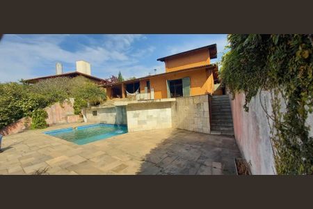 2_photo/94cf00feb7.66fcc92b62920e23-ATLAS-03defddd-e933-4773-8c36-e6907ebe09a9.jpg de casa de condomínio à venda com 3 quartos, 530m² em Granja Viana, Carapicuíba