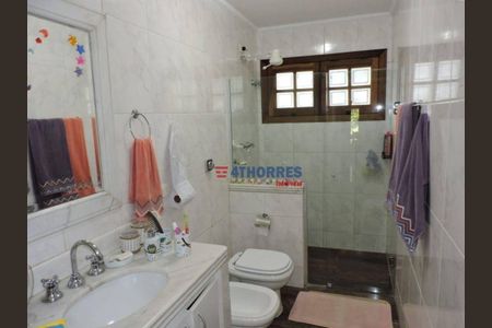 26_photo/94cf00ff35.9146dca98cf4b993-ATLAS-0dcc090c-7af3-4782-83d8-e75de58e1918.jpg de casa à venda com 5 quartos, 530m² em Chácara Vale do Rio Cotia, Carapicuíba