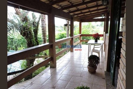 24_photo/94cf00ff35.9146dca98cf4b993-ATLAS-8108fe9b-35e6-46d4-8fac-96230e6f77f0.jpg de casa à venda com 5 quartos, 530m² em Chácara Vale do Rio Cotia, Carapicuíba