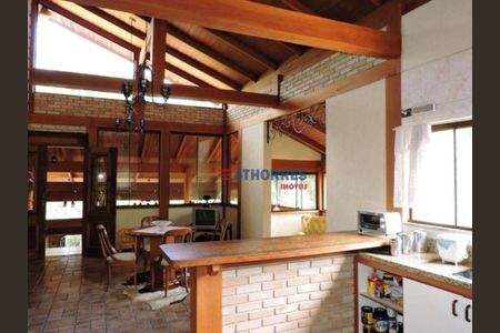 13_photo/94cf00ff35.9146dca98cf4b993-ATLAS-92aa76ef-0007-4586-a6a7-d5b7dbe51153.jpg de casa à venda com 5 quartos, 530m² em Chácara Vale do Rio Cotia, Carapicuíba