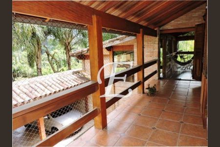 27_photo/94cf00ff35.a3d3d11ed843f05f-ATLAS-07a05721-b48a-460f-8ad4-7895f75f39a0.jpg de casa à venda com 5 quartos, 530m² em Chácara Vale do Rio Cotia, Carapicuíba