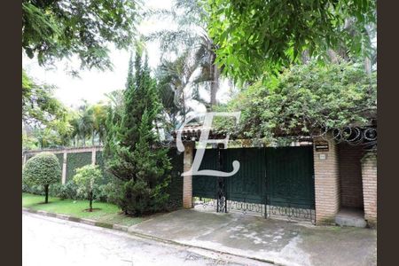 8_photo/94cf00ff35.a3d3d11ed843f05f-ATLAS-98d1d6dd-9da2-49b7-a50e-99a1e790f67b.jpg de casa à venda com 5 quartos, 530m² em Chácara Vale do Rio Cotia, Carapicuíba