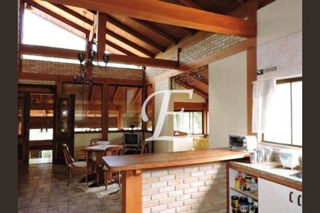 16_photo/94cf00ff35.a3d3d11ed843f05f-ATLAS-ca57d619-0783-4484-9b16-30934539b3a9.jpg de casa à venda com 5 quartos, 530m² em Chácara Vale do Rio Cotia, Carapicuíba