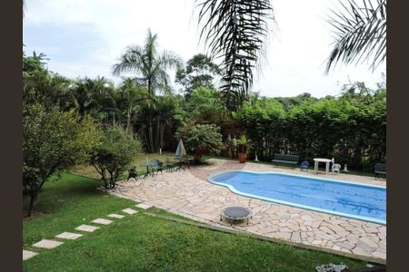 12_photo/94cf00ff35.b88c9f23dde11cca-ATLAS-d59603fe-ee25-4a10-b4ba-aa3abd923065.jpg de casa à venda com 5 quartos, 530m² em Chácara Vale do Rio Cotia, Carapicuíba