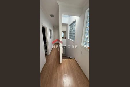 17_photo/94cf01073d.c54d8ccd00eda198-ATLAS-b3c3850a-62d2-4e0a-b71a-b0be985c86d8.jpg de casa à venda com 3 quartos, 230m² em Parque Viana, Barueri