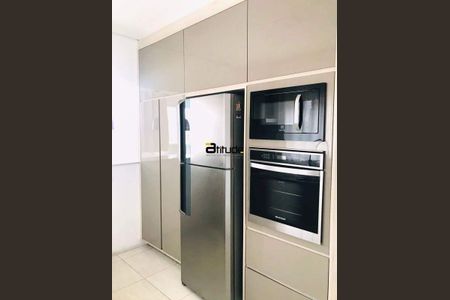 7_photo/94cf010747.598c66e7e5047e83-ATLAS-522e62b8-c5e6-4d67-b601-ebdd3a4084d3.jpg de casa à venda com 4 quartos, 250m² em Chácaras do Peroba, Barueri