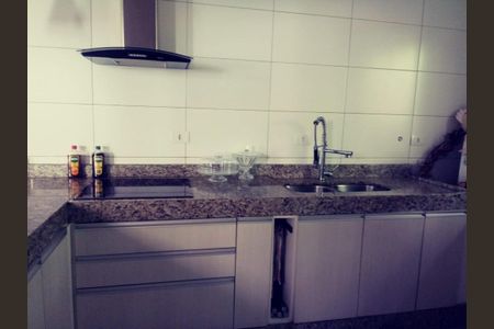 24_photo/94cf010759.88dcffa138285222-ATLAS-8ca5cd39-a23c-4714-9eab-ece58a5a2f39.jpg de casa à venda com 3 quartos, 126m² em Chácaras do Peroba, Barueri