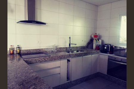 23_photo/94cf010759.88dcffa138285222-ATLAS-e4fc6ad2-c5f9-4e4d-9581-8a40b6fc52af.jpg de casa à venda com 3 quartos, 126m² em Chácaras do Peroba, Barueri