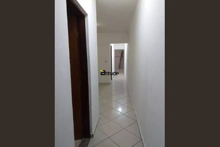 6_photo/94cf01080d.72b299ddc7bc3168-ATLAS-085a649d-2e6c-4bc2-a59e-435f0eb737e8.jpg de casa à venda com 4 quartos, 200m² em Parque Viana, Barueri