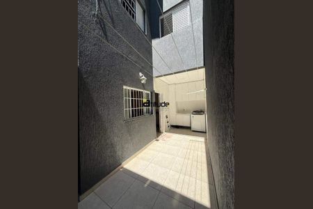 2_photo/94cf010af1.08f922be3a726ba4-ATLAS-0ea65ff9-e80a-480f-8f2e-a4ba512e66cd.jpg de casa à venda com 3 quartos, 125m² em Vila do Conde, Barueri