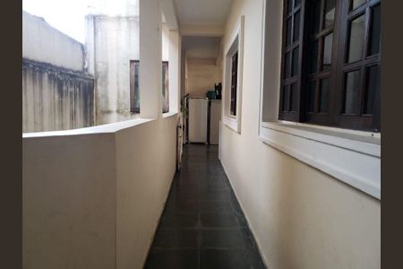 5_photo/94cf010f03.7e2ea02b9085bf9d-ATLAS-b66b74ea-1346-44ba-a200-ab963bf32fd8.jpg de casa à venda com 3 quartos, 330m² em Parque Viana, Barueri