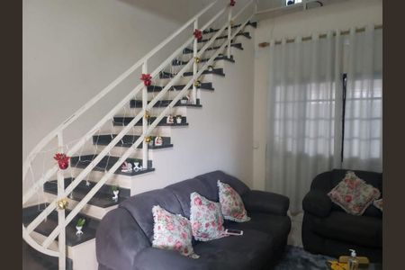 12_photo/94cf010f03.7e2ea02b9085bf9d-ATLAS-e9ea6dd3-ebb5-494e-9bfb-f8e393233ce9.jpg de casa à venda com 3 quartos, 330m² em Parque Viana, Barueri