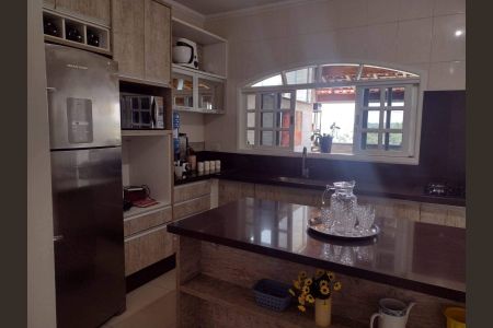 9_photo/94cf010f55.08798e92c4495a9b-ATLAS-0f8d30bd-e48e-44ed-9dfc-e9652381568c.jpg de casa à venda com 3 quartos, 298m² em Votupoca, Barueri