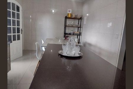 5_photo/94cf010f57.1168d7f35de77434-ATLAS-60ac40a1-97f8-4faa-a725-973a92e8d6b7.jpg de casa à venda com 5 quartos, 298m² em Parque Viana, Barueri