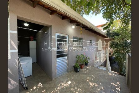 6_photo/94cf01115f.3adcc13d67f7bc31-ATLAS-be7a2cb1-fb52-4e16-bd3d-54126b93694f.jpg de casa à venda com 4 quartos, 246m² em Jardim Paulista, Barueri